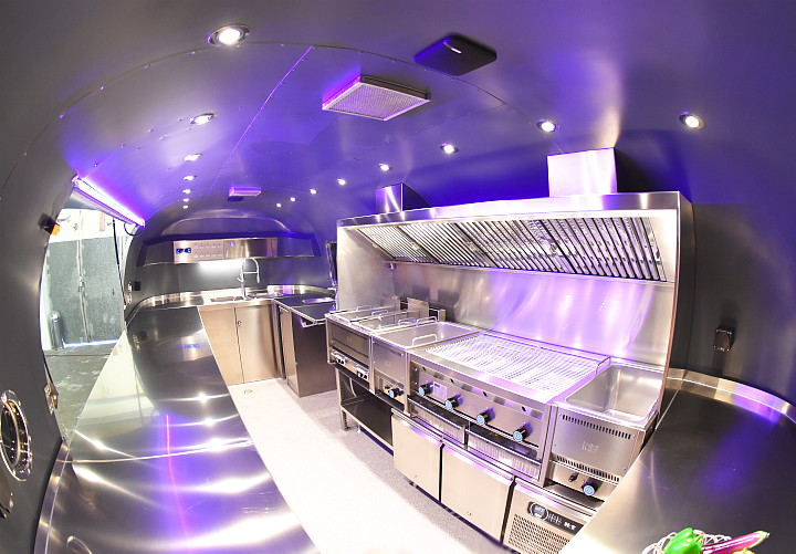 airstream_plan_b_kitchen_c.jpg
