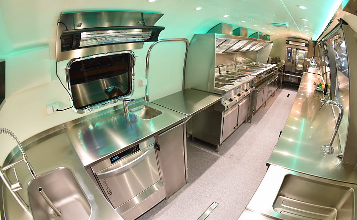 mobile_kitchen_interior1.jpg