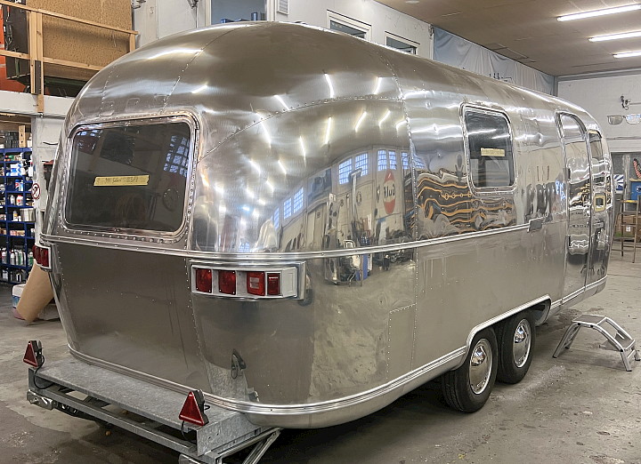 airstream_safari_1970er_pre_manufactured_4.jpg