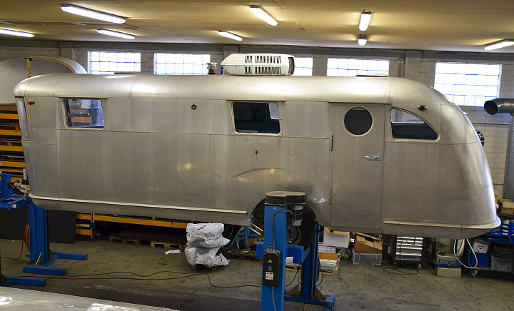 25ft_spartan_manor_1946_just_arrived_in_germany.jpg 25ft_spartan_manor_1946_just_arrived_in_germany.jpg