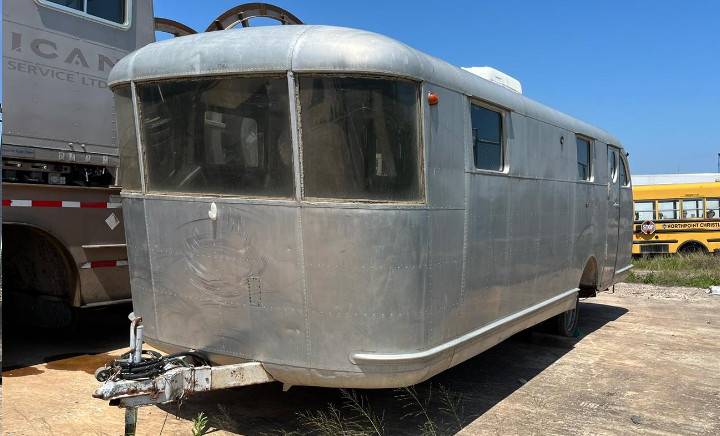 spartan_manor_1946_aircraft_caravan_c.jpg spartan_manor_1946_aircraft_caravan_c.jpg