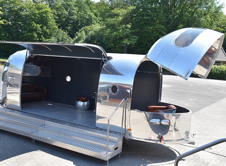 25ft_curtis_wiright_clipper_custom_snapfish_1946.jpg 25ft_curtis_wiright_clipper_custom_snapfish_1946.jpg