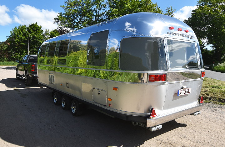 exterior1_mobile_workshop_meeting_office.jpg exterior1_mobile_workshop_meeting_office.jpg