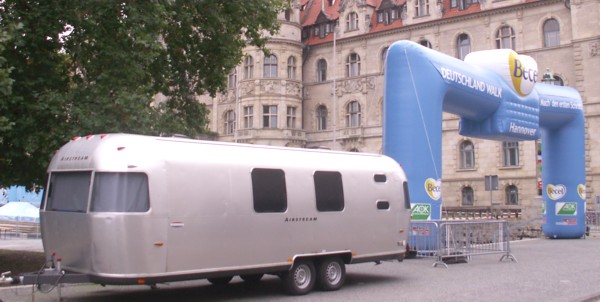 Airstream_4U_Promotion_Roadshow_Deutschland_Walk_2006_j.jpg