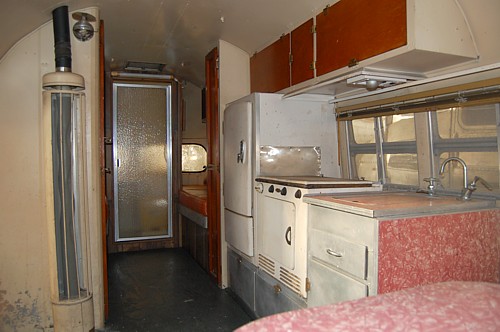 Silver_Streak_Clipper_1948_interior8.jpg