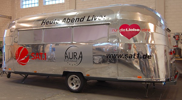 Airstream_all_you_need_is_love.jpg