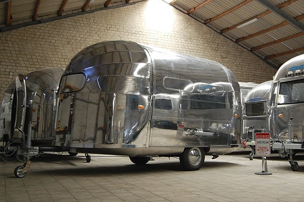 16ft_23ft_Airstream4U_Trailer_Shop.jpg