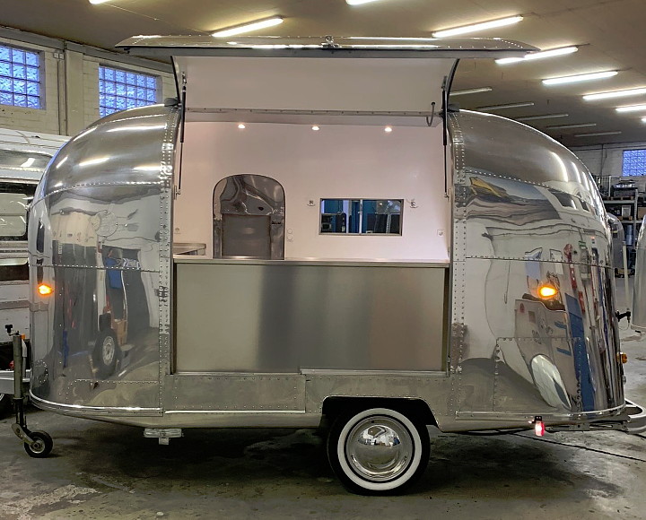 airstream_bubble_mini_bar_1956.jpg airstream_bubble_mini_bar_1956.jpg