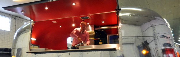 airstream4u_gastrotrailer_snack_bar_d.jpg