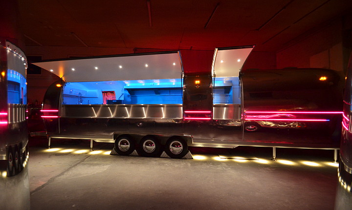 airstream_diner_gastrotrailer_xxxl_b.jpg