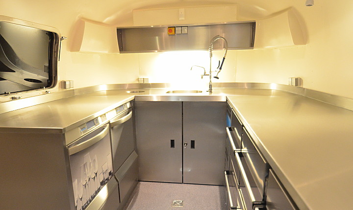 airstream_diner_gastrotrailer_xxxl_e.jpg
