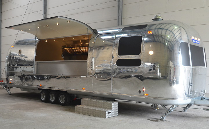 airstream4u_food_mobil.jpg