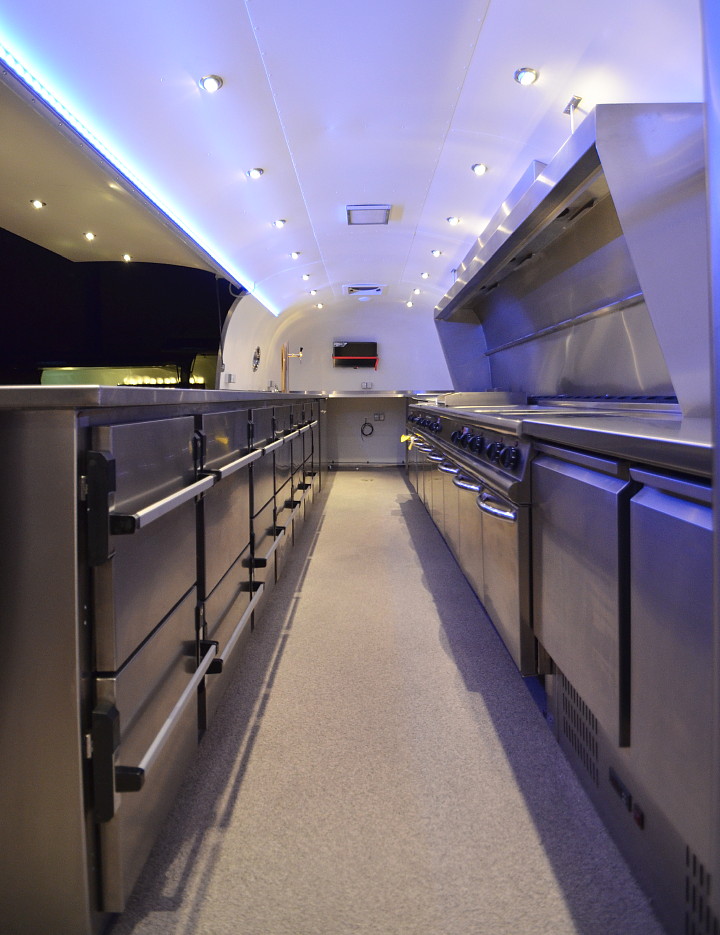 airstream_catering_foodmobile_e.jpg
