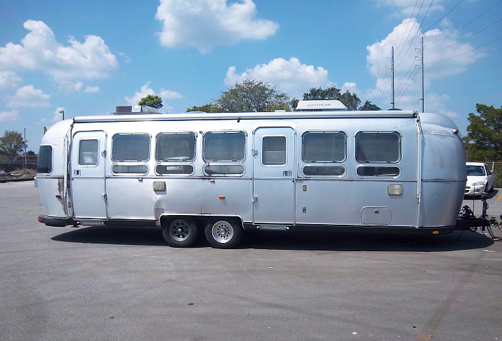 original_airstream_diner_XXL_1998.jpg