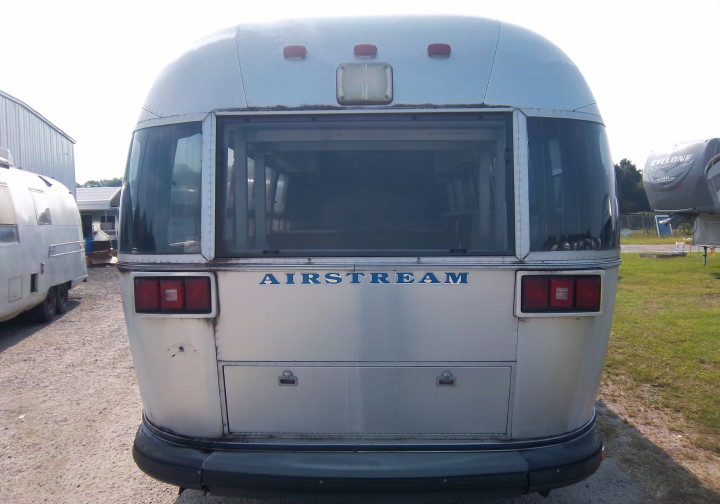 original_airstream_diner_XXL_usa.jpg