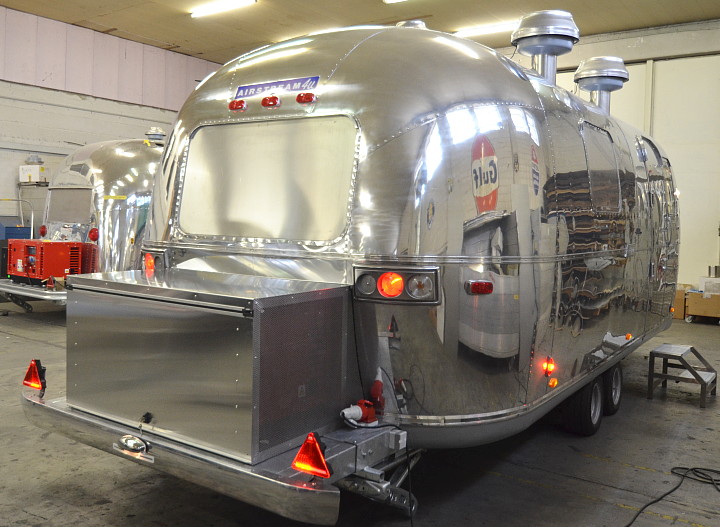 autarker_airstream4u_gastrotrailer.jpg