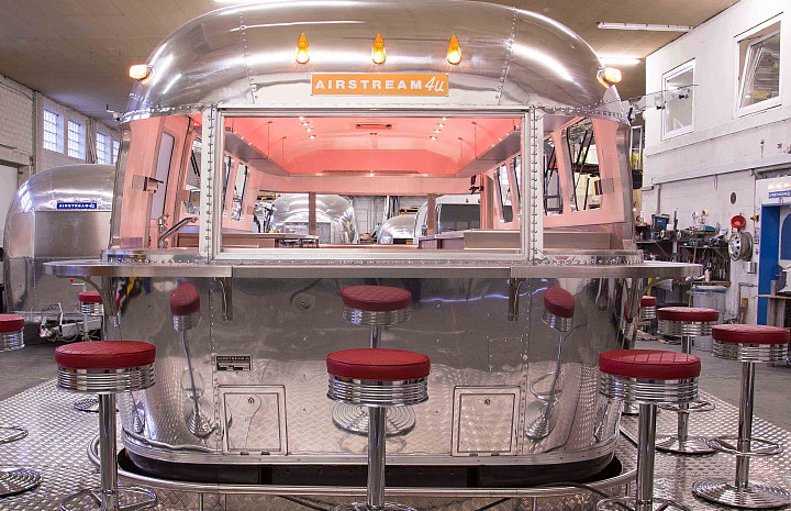 a4u_middle_east_american_airstream_diner_e.jpg