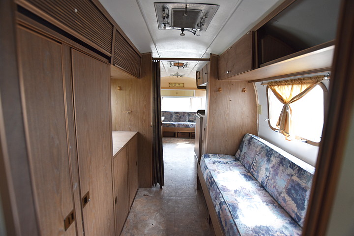 airstream_tradewind_70s_interior3.jpg airstream_tradewind_70s_interior3.jpg