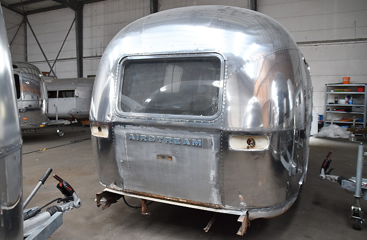 25ft_Tradewind_1970s_pre_polished5.jpg 25ft_Tradewind_1970s_pre_polished5.jpg