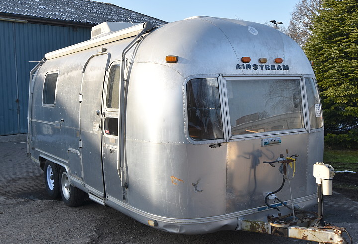 airstream_safari_1975_c.jpg