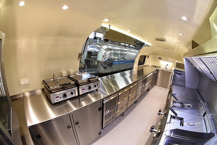 11er_genuss_bus_interior2.jpg