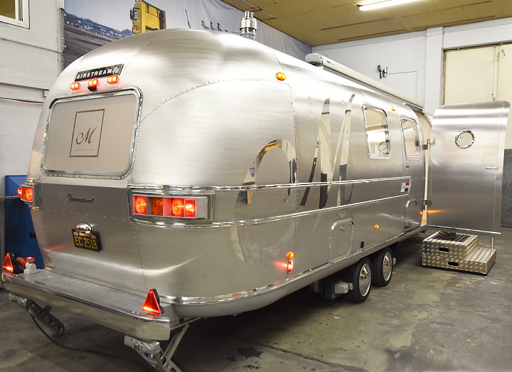 airstream4u_exterior_satin_polished.jpg