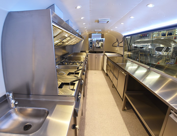 airstream4u_sonderbau_interior1_erzdioezese.jpg