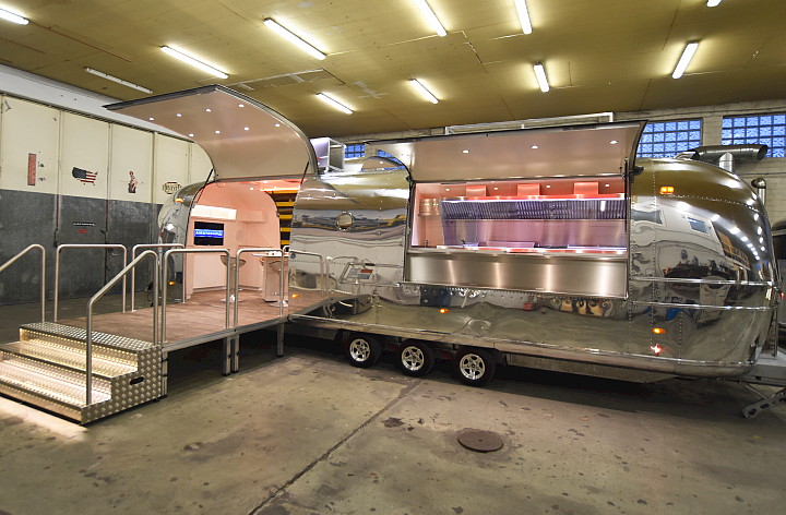 airstream4u_hemm_catering_the_silver_bowl.jpg