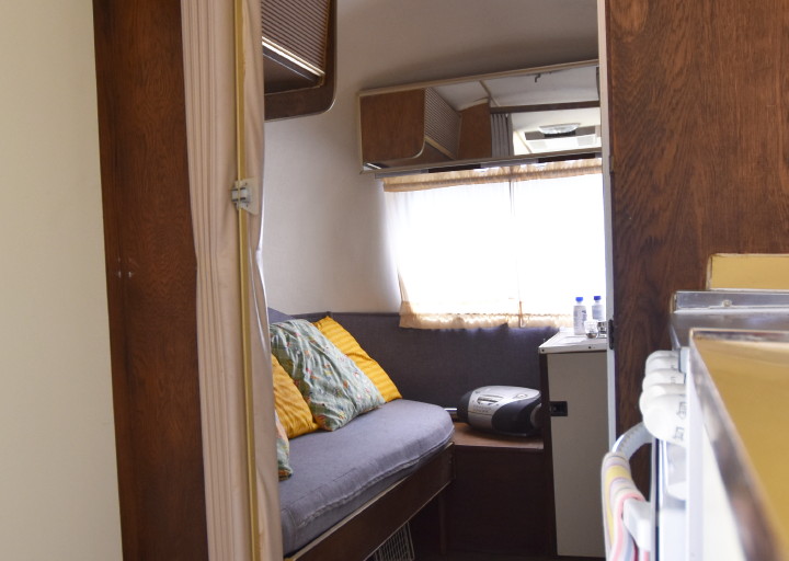 airstream_safari_1970s_interior4.jpg