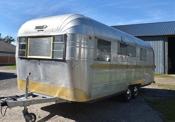 26ft_streamline_countess_1965_h.jpg 26ft_streamline_countess_1965_h.jpg