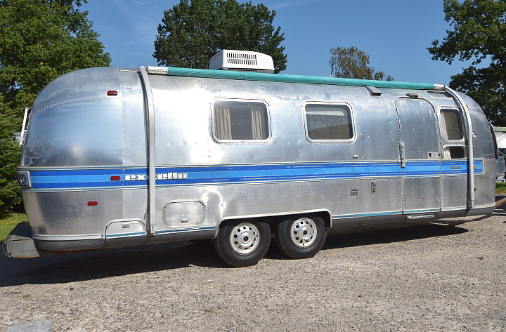 27ft_airstream_excella_tiny_house.jpg 27ft_airstream_excella_tiny_house.jpg